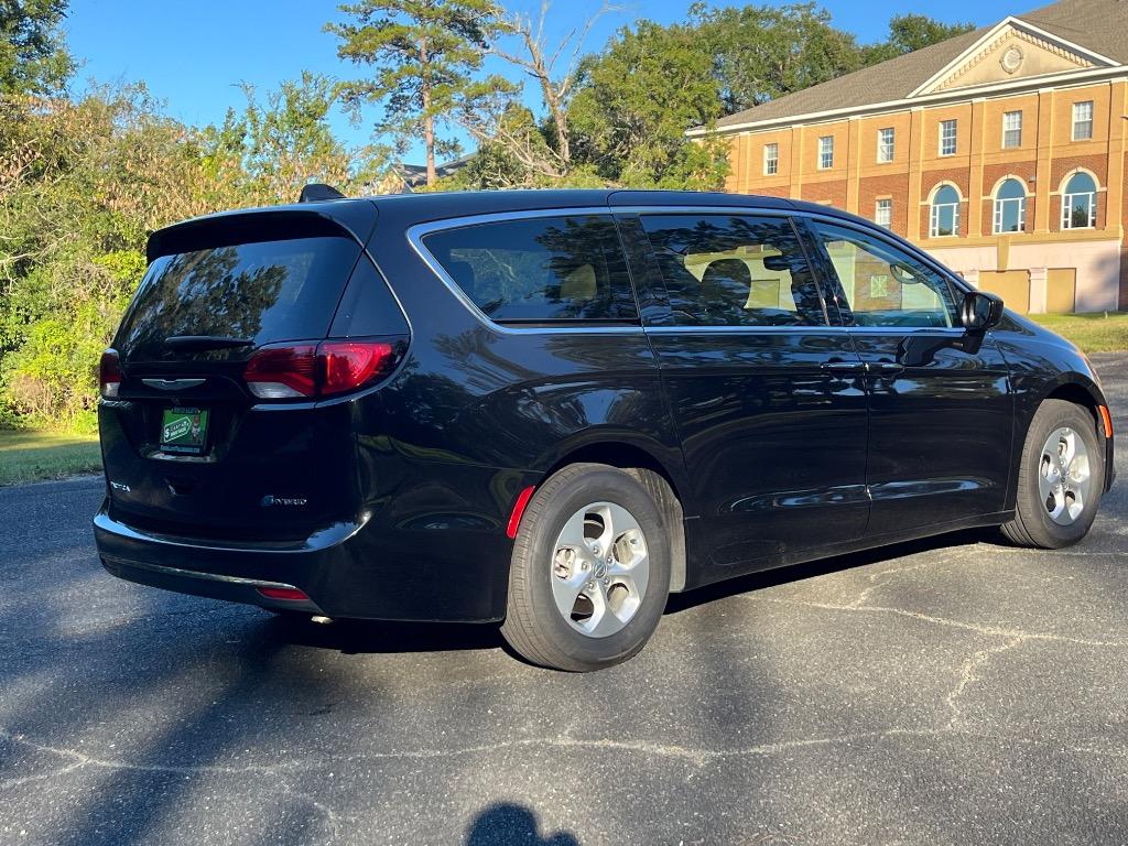 2018 Chrysler Pacifica - $21,990