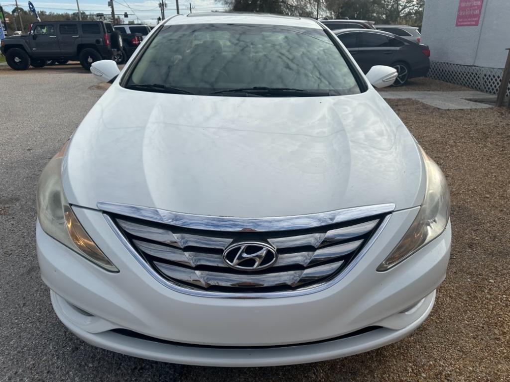 2011 Hyundai Sonata Limited:3095RR
