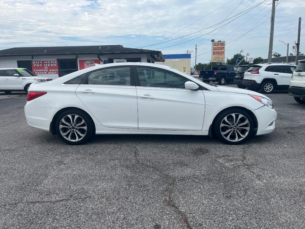 2013 Hyundai Sonata GLS:4330RRRR