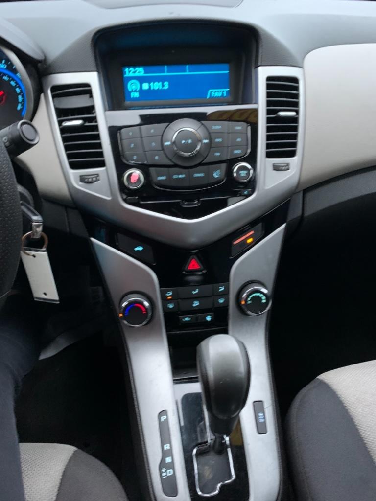 2015 Chevrolet Cruze LS:4890r