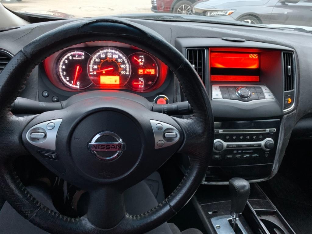 2009 Nissan Maxima S:5030r