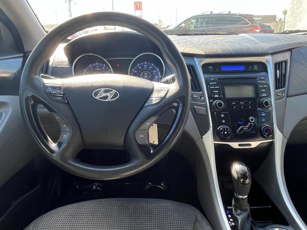 2012 Hyundai Sonata GLS:5236RRR