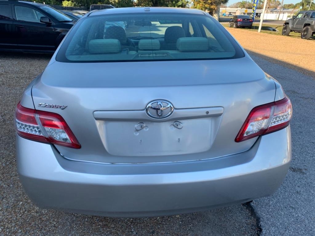 2011 Toyota Camry Base:5487