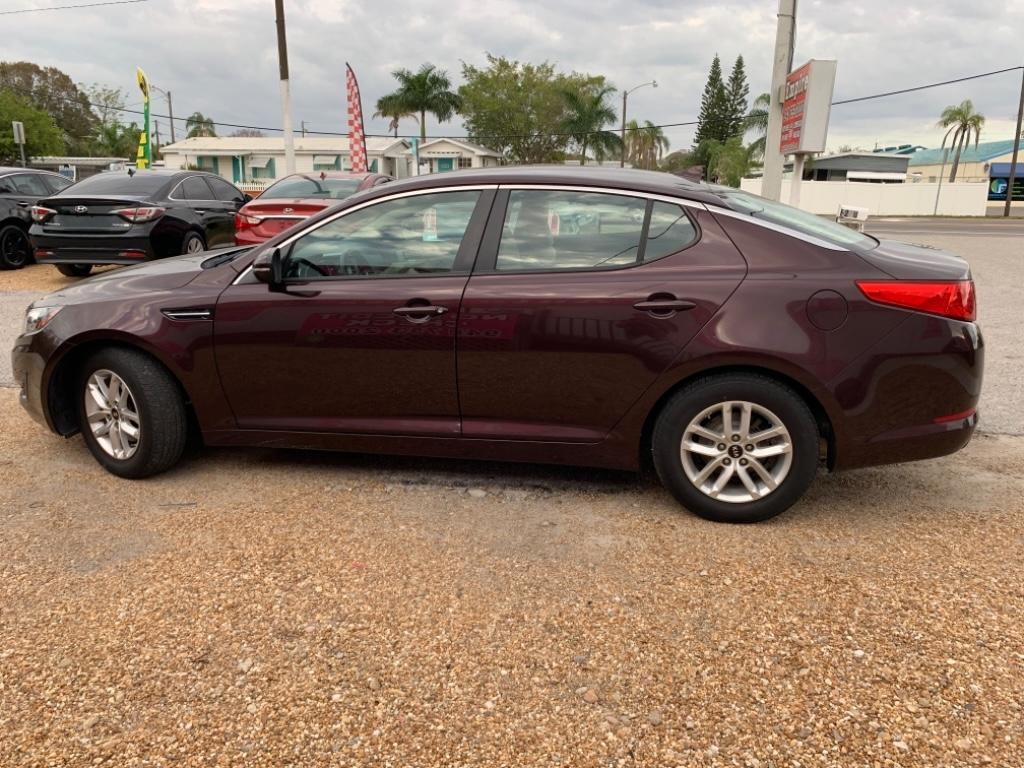2011 Kia Optima LX:5489