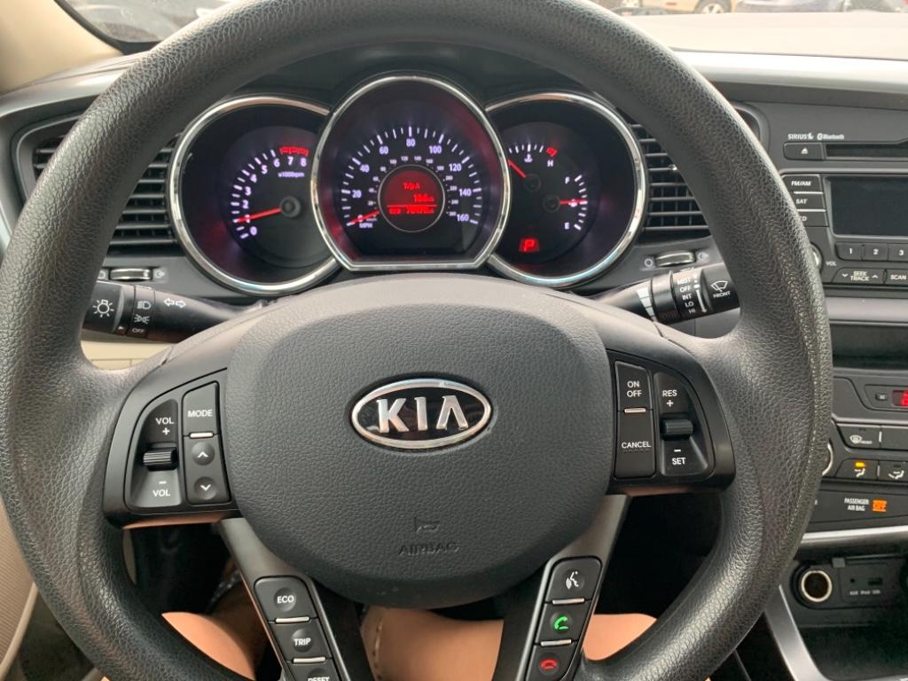 2011 Kia Optima LX:5489