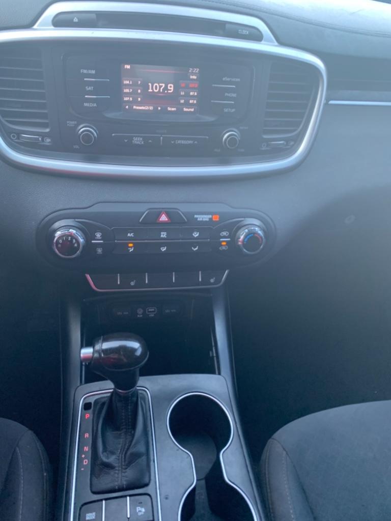 2016 Kia Sorento L:5616R