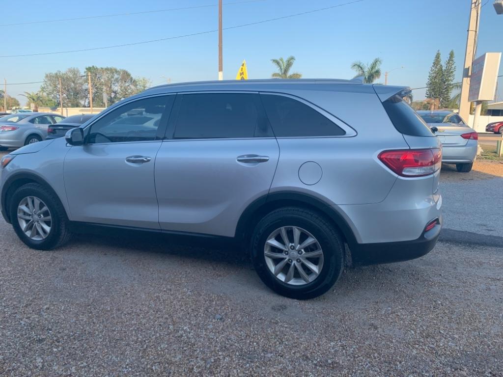 2016 Kia Sorento L:5616R