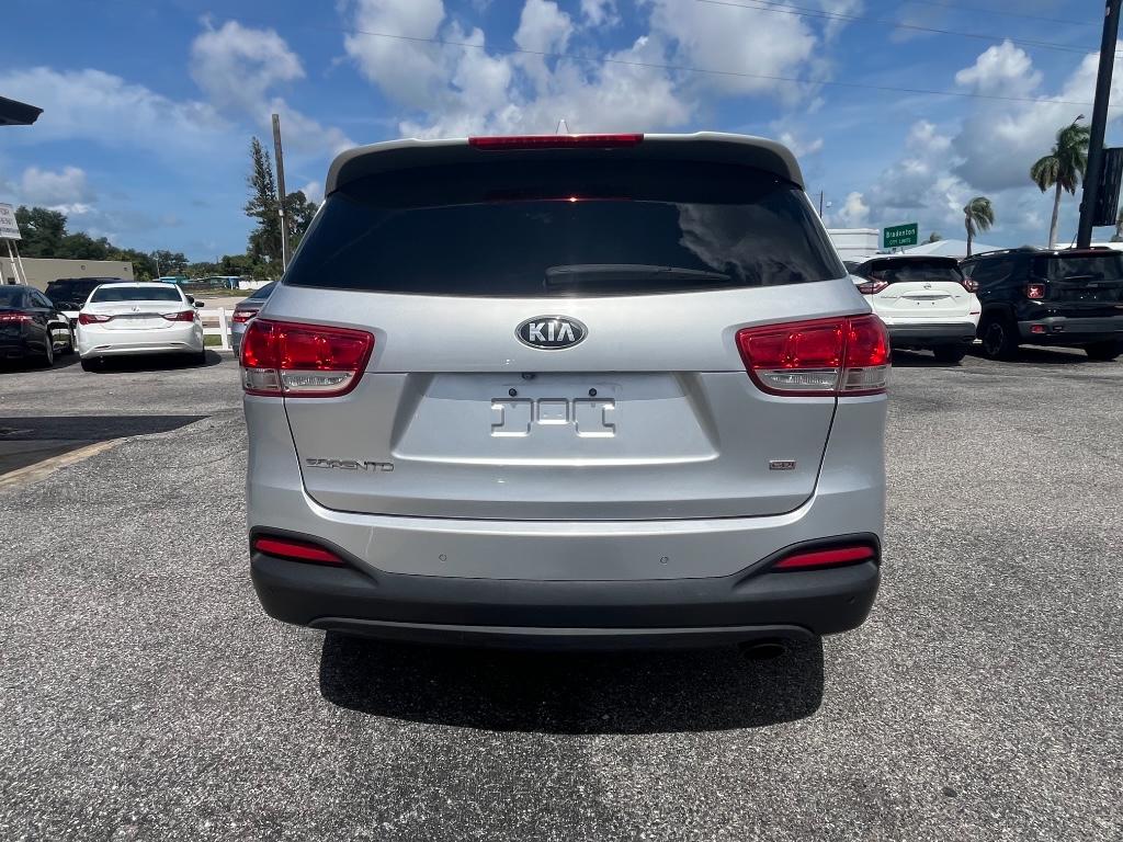 2016 Kia Sorento L:5616R