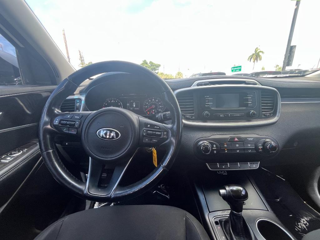 2016 Kia Sorento L:5616R