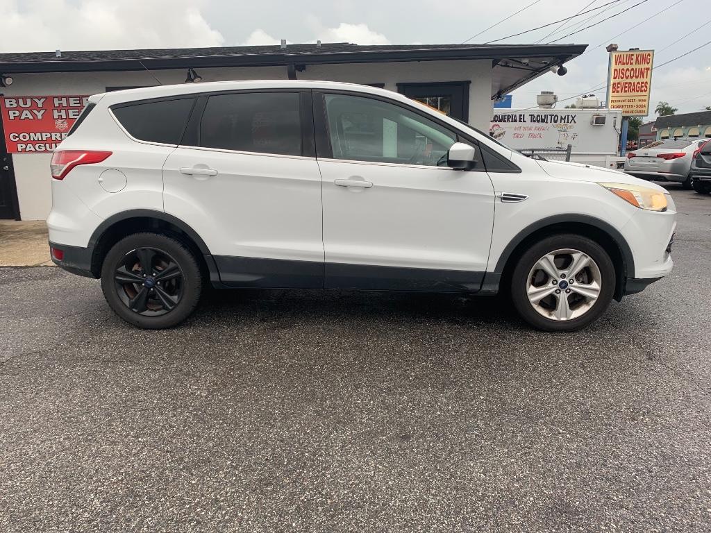 2016 Ford Escape SE:5654R