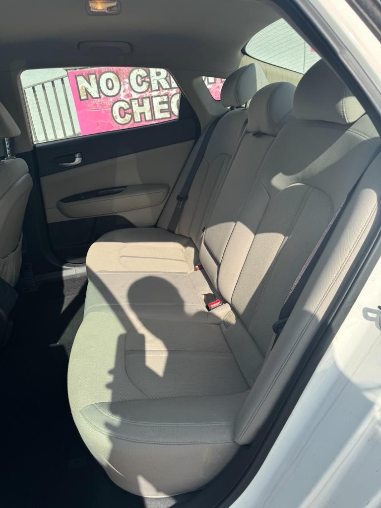 2016 Kia Optima LX:5674R