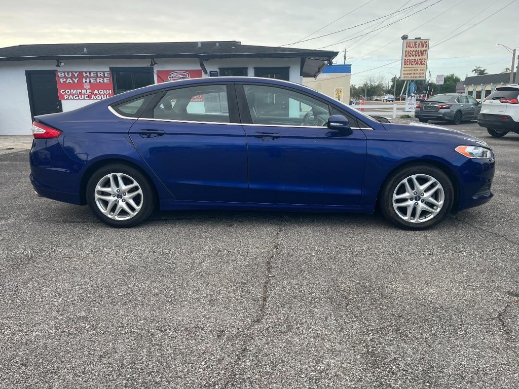 2013 Ford Fusion SE:5715RR