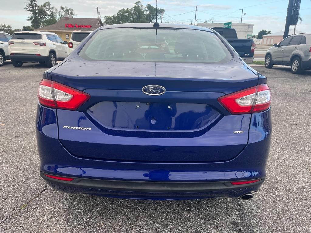 2013 Ford Fusion SE:5715RR
