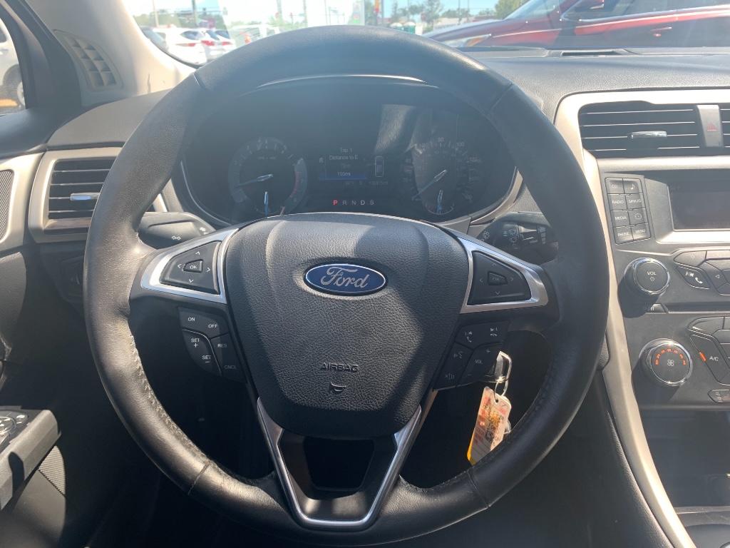 2015 Ford Fusion SE:5726R