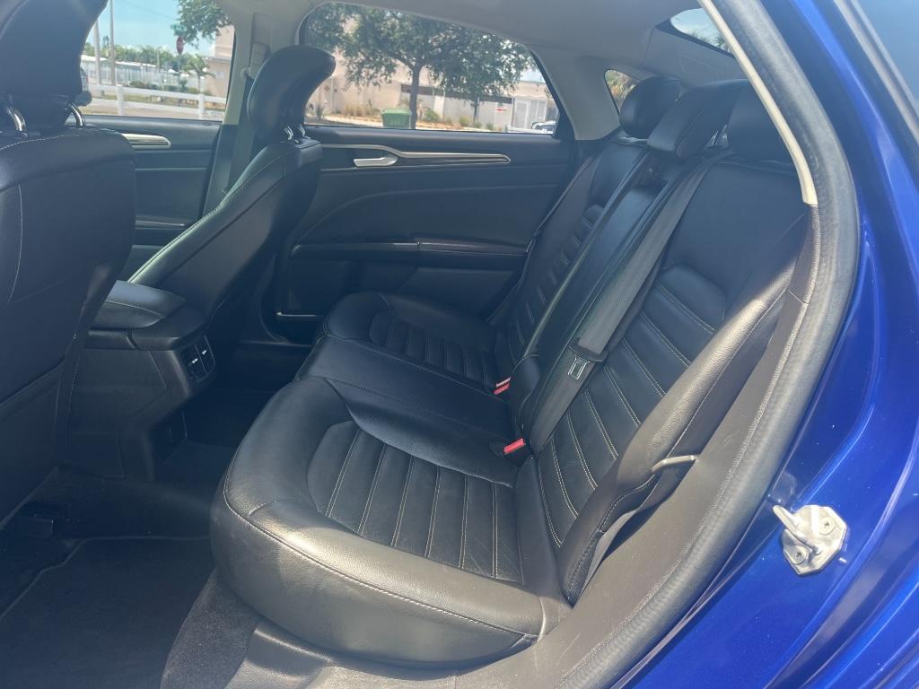 2015 Ford Fusion SE:5726R