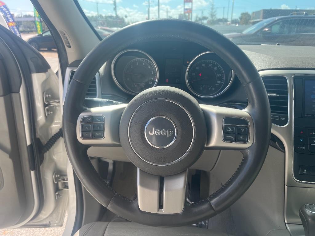 Photo of 2012 Jeep Grand Cherokee Laredo in Bradenton, FL - 6,  2012 Jeep Grand Cherokee Laredo:5740