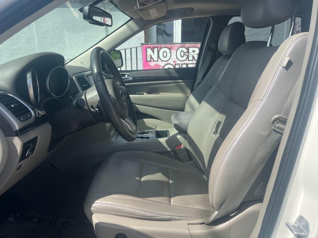 Photo of 2012 Jeep Grand Cherokee Laredo in Bradenton, FL - 8,  2012 Jeep Grand Cherokee Laredo:5740