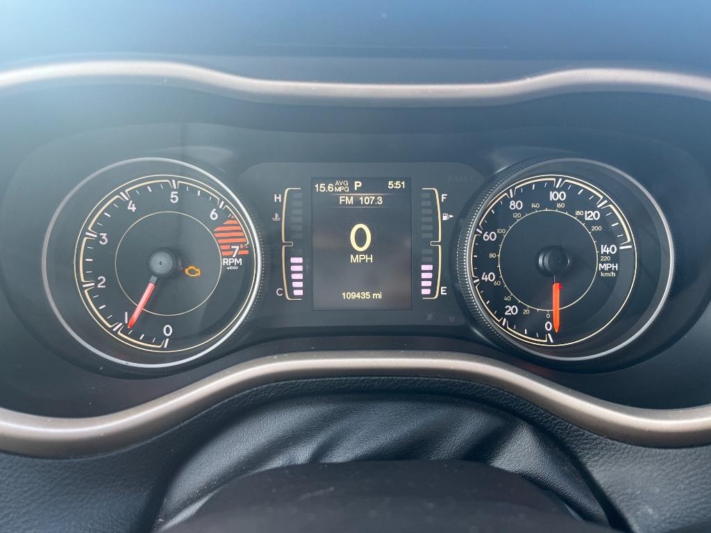 2017 Jeep Cherokee Sport:5756