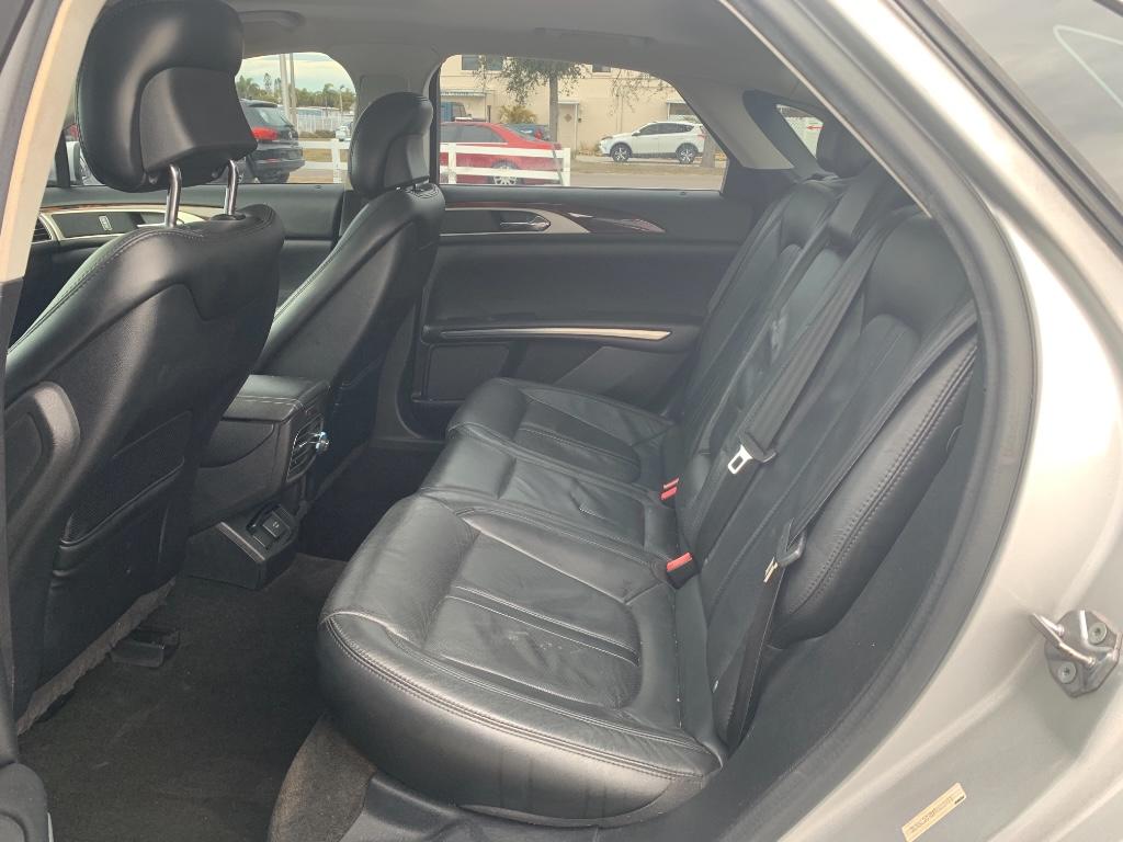 2015 LINCOLN MKZ Base:5768