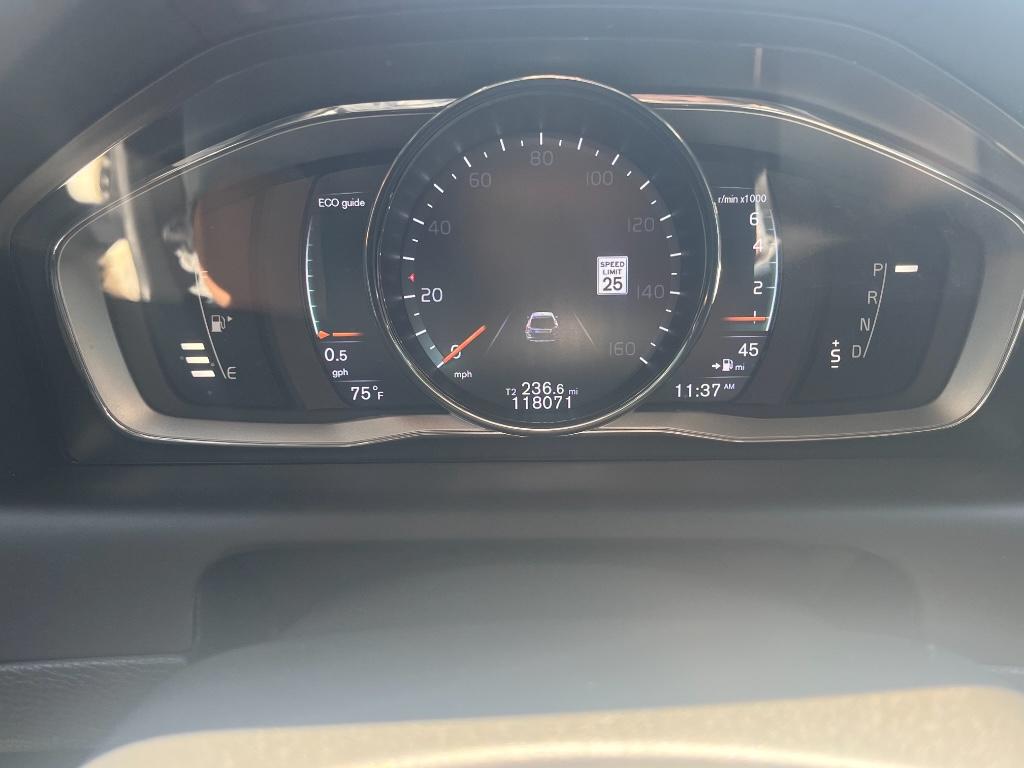 2016 Volvo XC60 T6 Platinum:5808