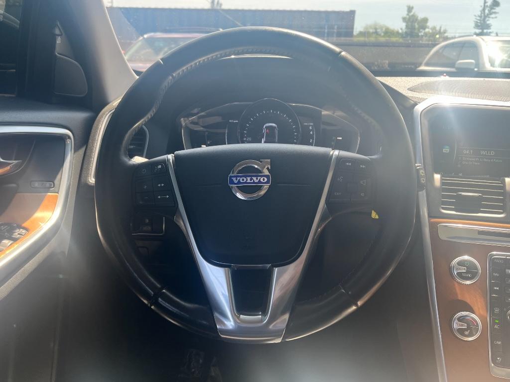 2016 Volvo XC60 T6 Platinum:5808