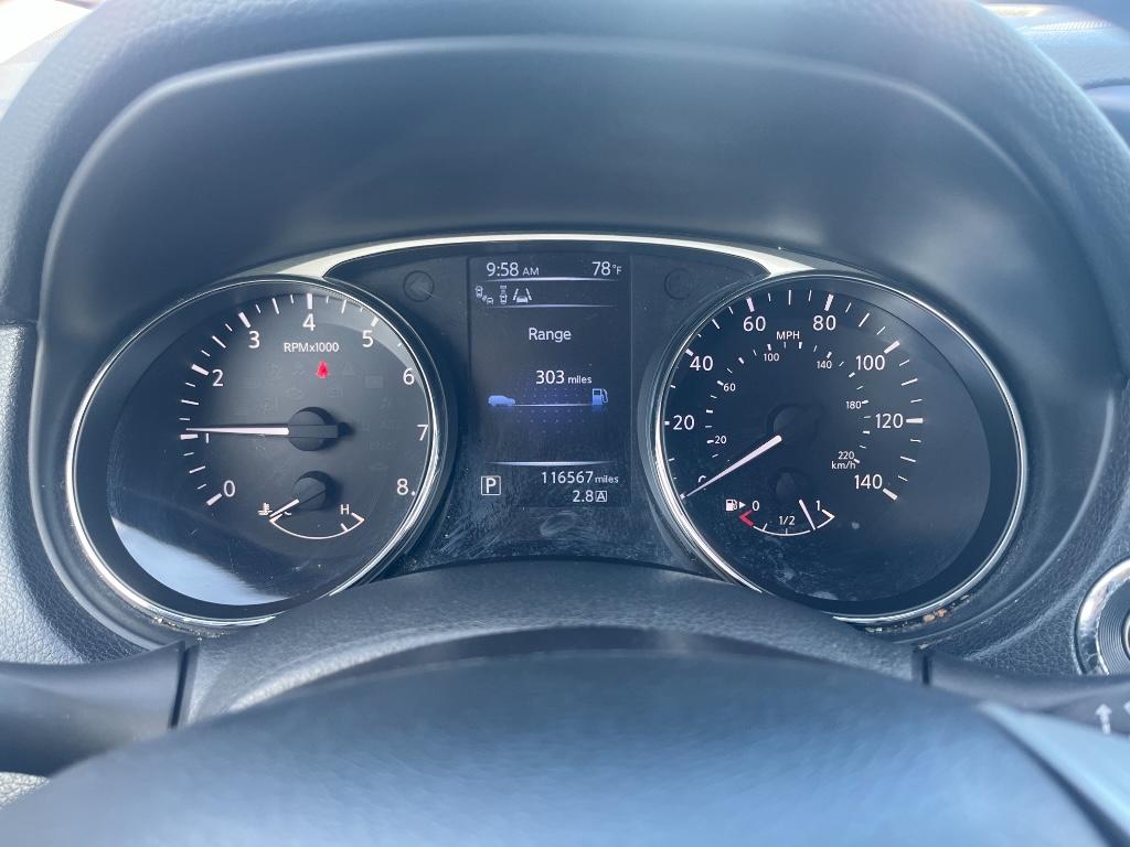 2015 Nissan Rogue S:5812