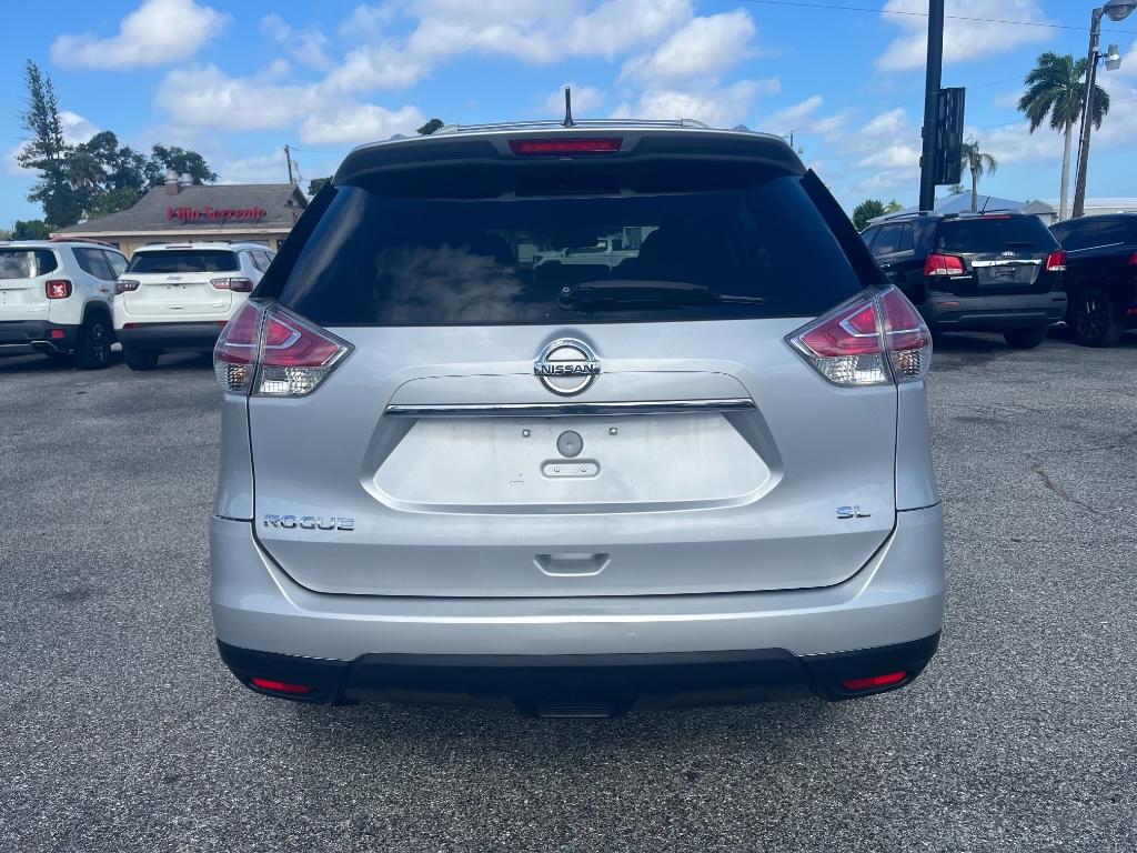 2015 Nissan Rogue S:5812