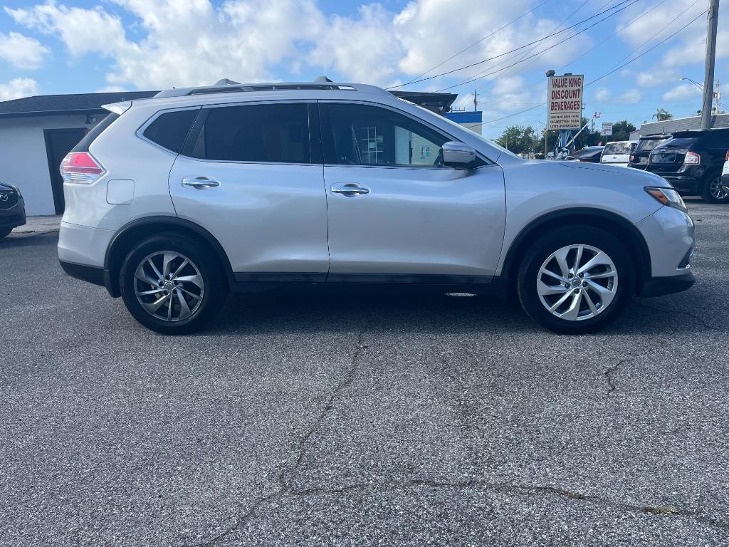 2015 Nissan Rogue S:5812
