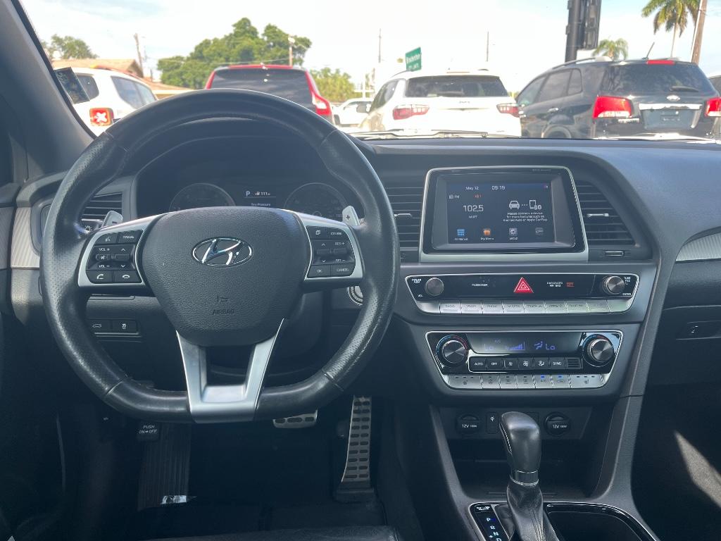 2019 Hyundai Sonata Limited:5813