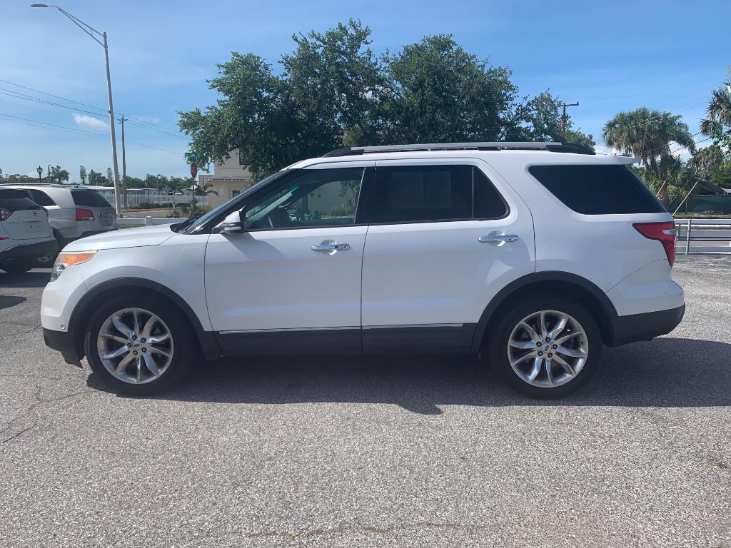 2015 Ford Explorer Limited's photo