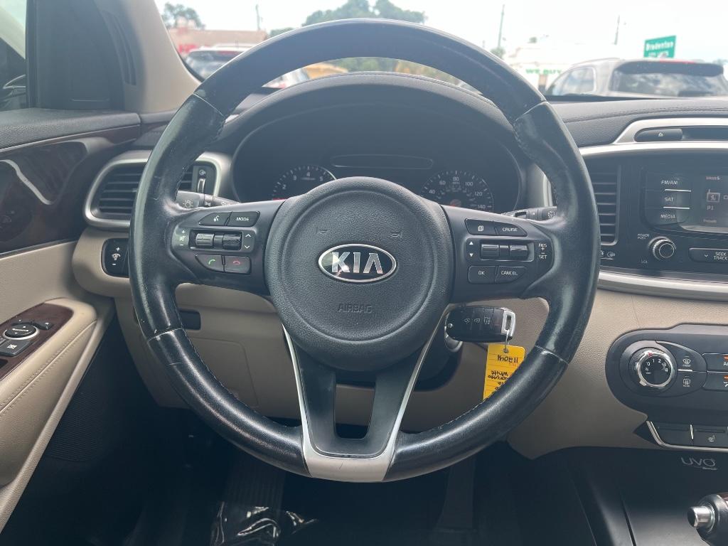 2016 Kia Sorento L:5816