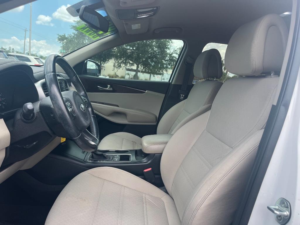 2016 Kia Sorento L:5816