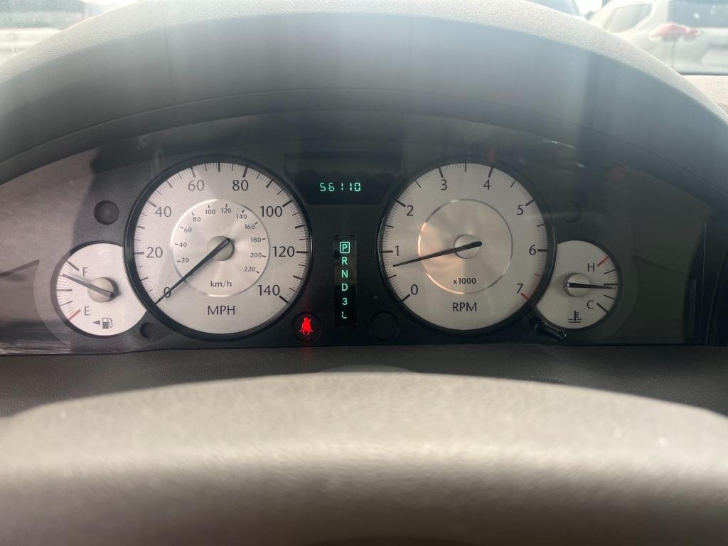 2009 Chrysler 300 LX:5825