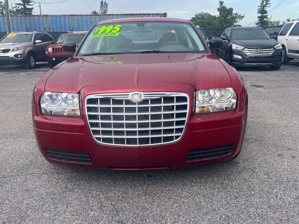 2009 Chrysler 300 LX:5825
