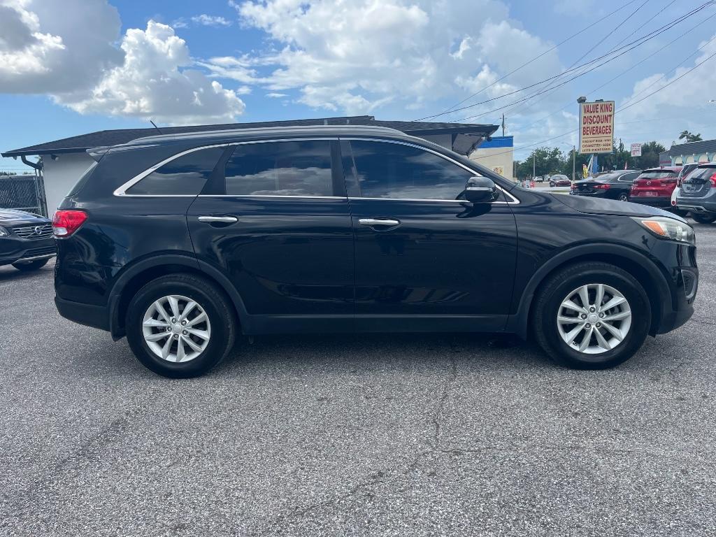 2016 Kia Sorento L:5829