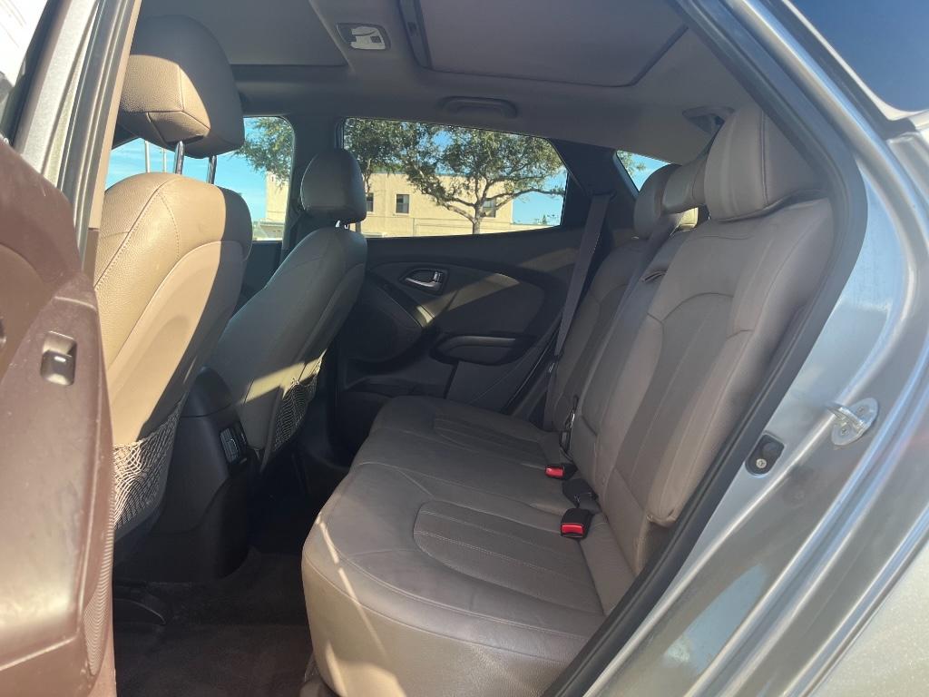2015 Hyundai Tucson Limited:5837