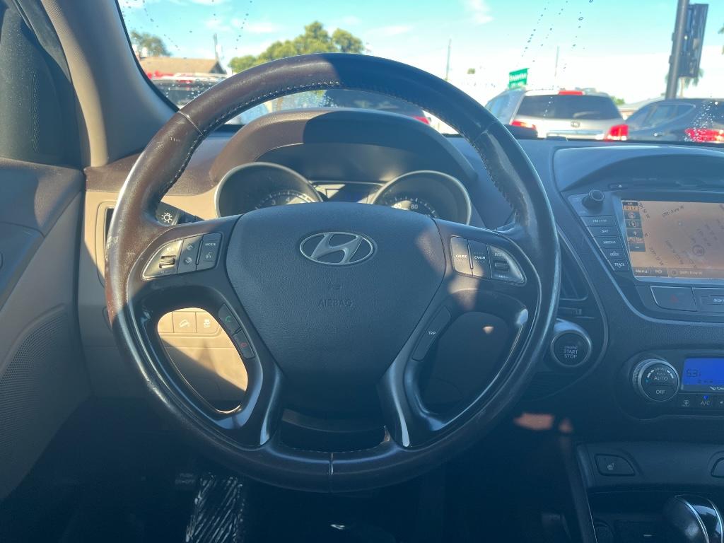 2015 Hyundai Tucson Limited:5837