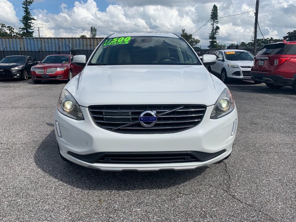 2016 Volvo XC60 T5 Platinum:5842