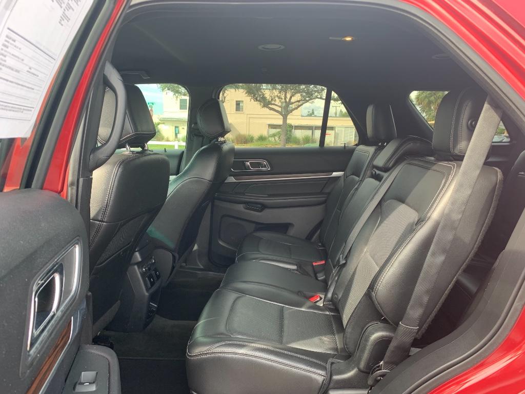 2016 Ford Explorer Limited:5843
