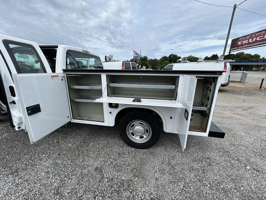 2016 Ford F-250 - $25,700