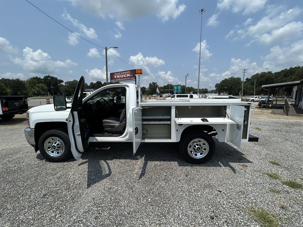 2016 Chevrolet Silverado - $22,900