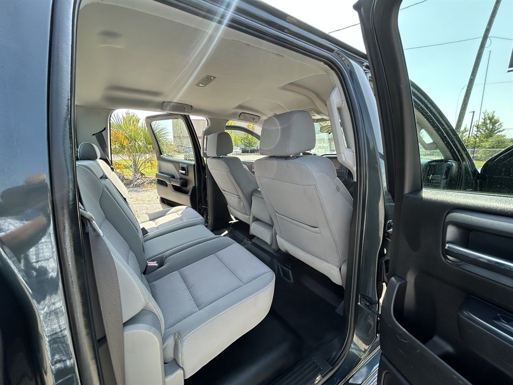 2017 Chevrolet Silverado - $34,800
