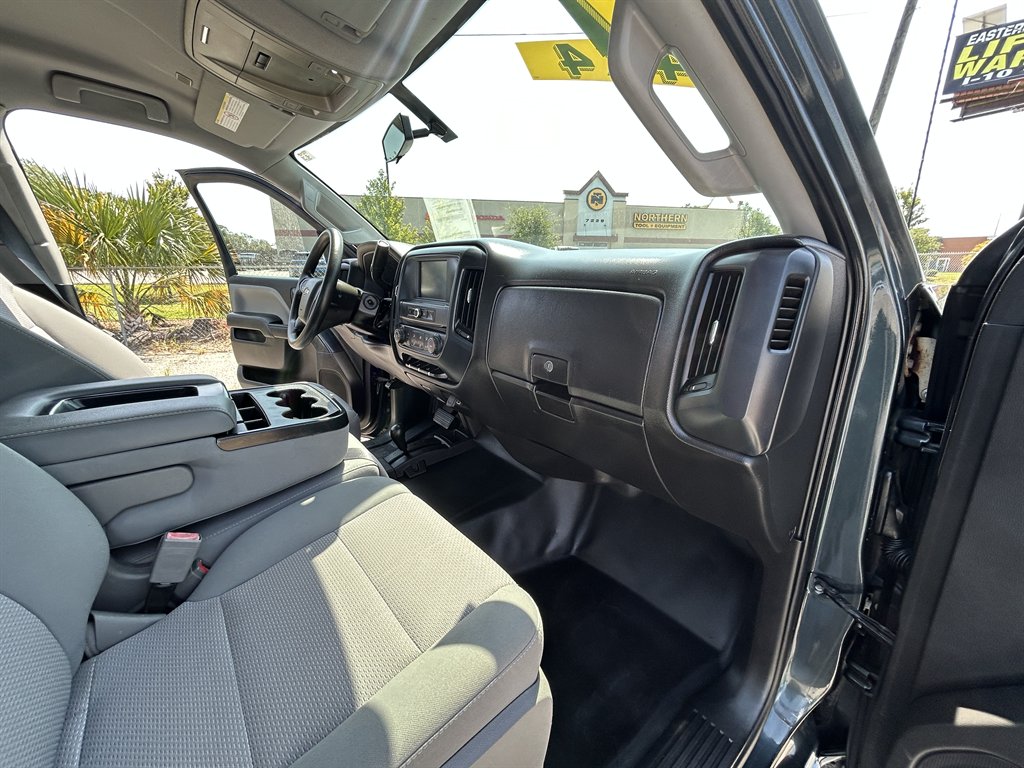 2017 Chevrolet Silverado - $34,800