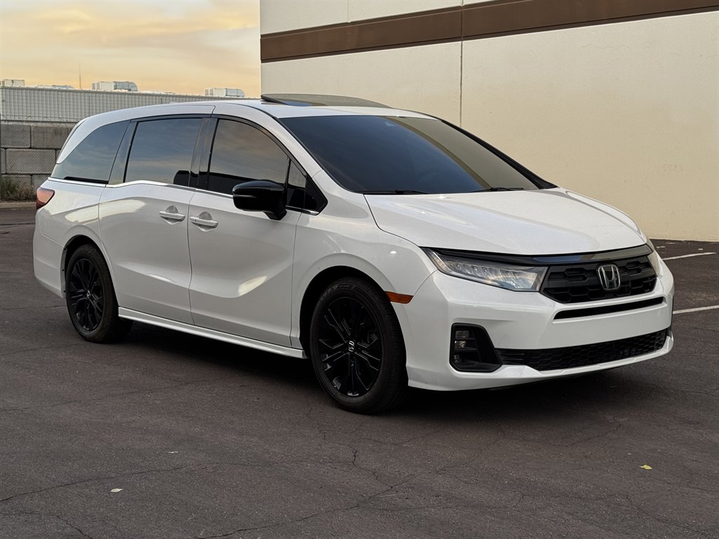 2025 Honda Odyssey - $28,990