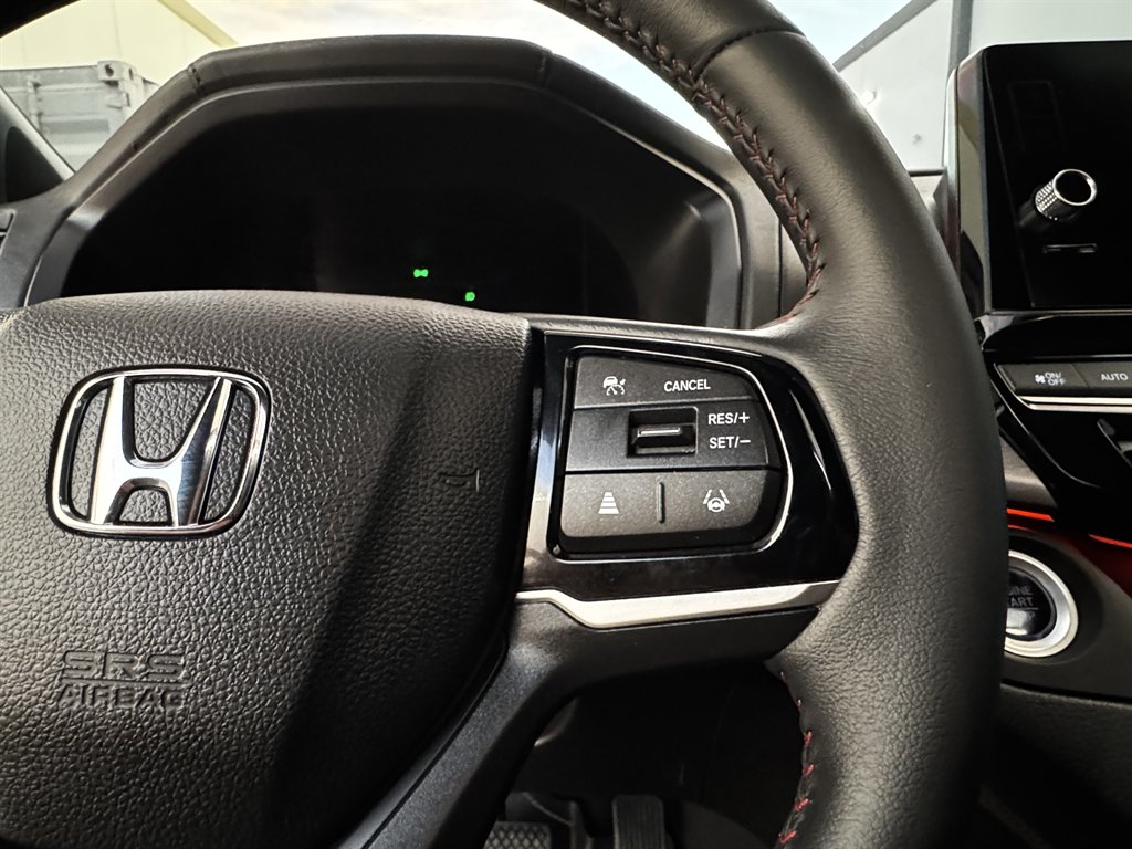 2025 Honda Odyssey - $28,990