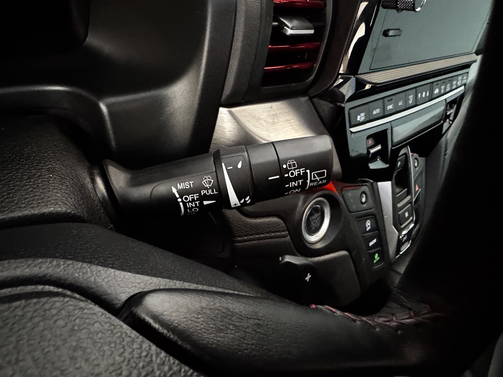 2025 Honda Odyssey - $28,990