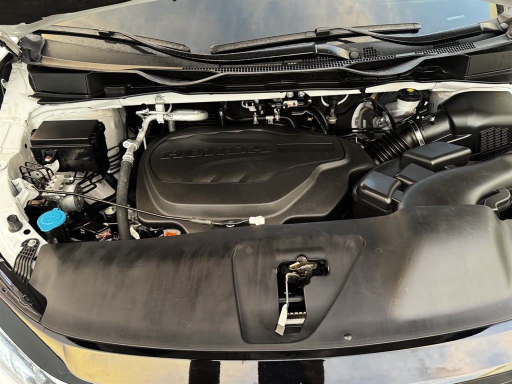 2025 Honda Odyssey - $28,990