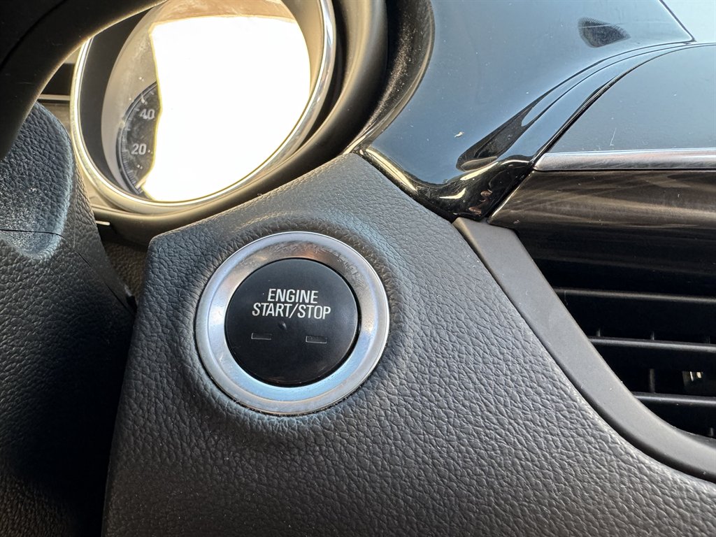 2019 Buick Envision Essence photo