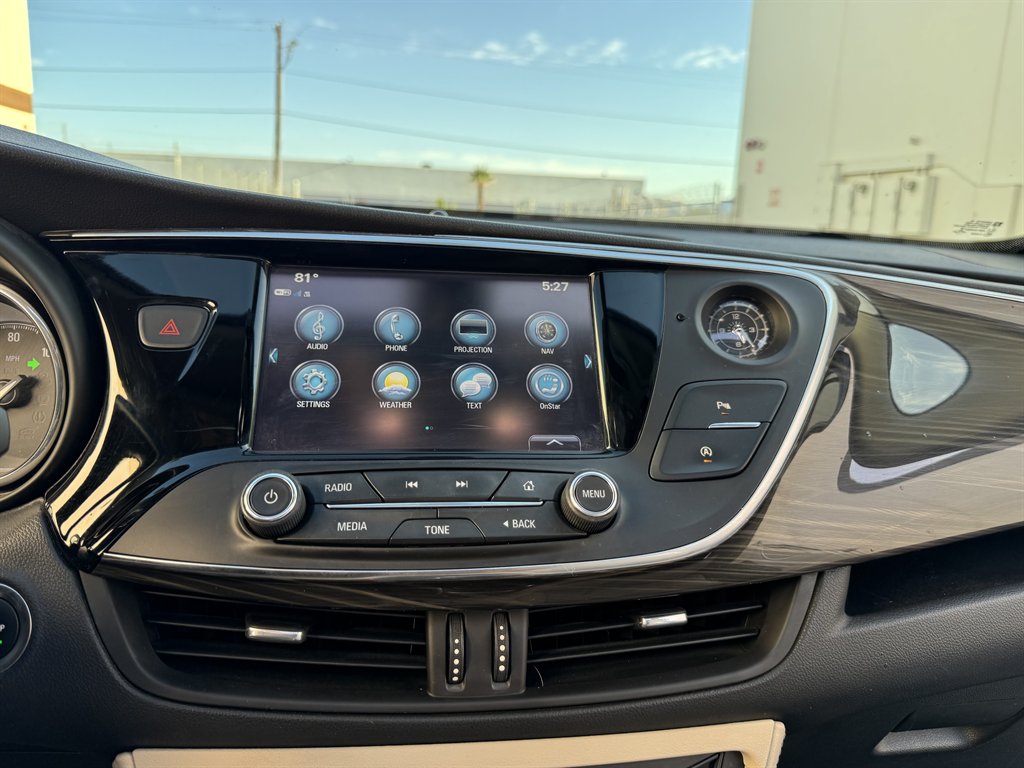 2019 Buick Envision Essence photo