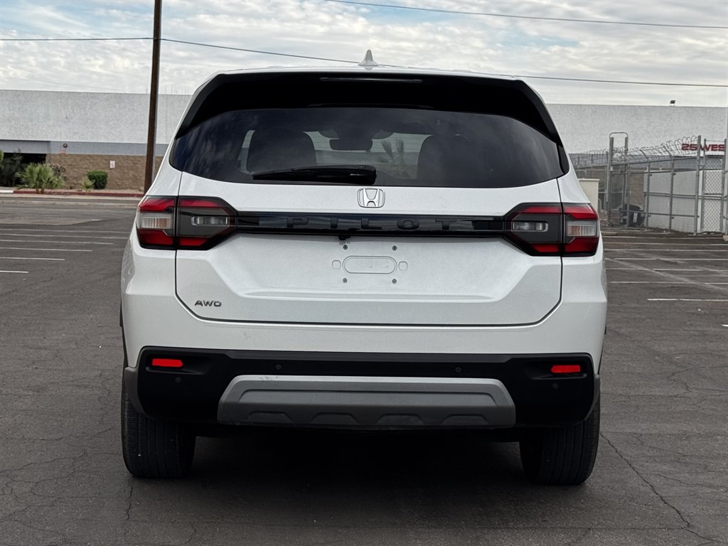 2025 Honda Pilot - $29,990
